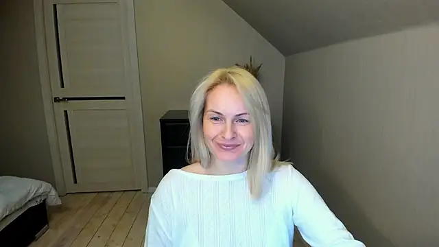 Snapshot of Alicee_Gracee chatting on 02-23-25, 05:07 Alicee Gracee online show from 02-23-25, 05:07