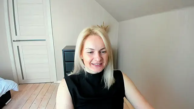 Snapshot of Alicee_Gracee chatting on 02-24-25, 08:27 Alicee Gracee online show from 02-24-25, 08:27