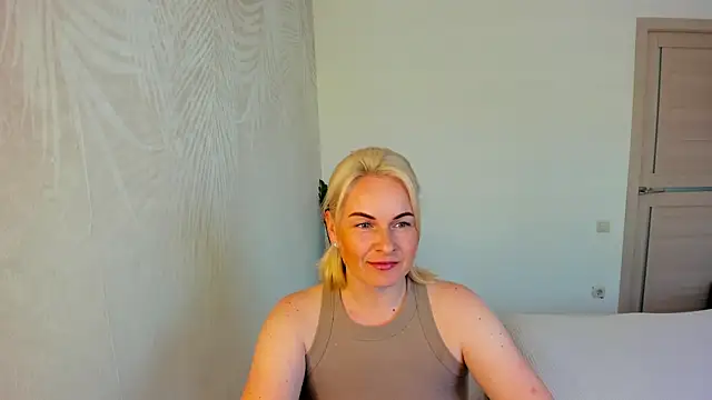 Alicee Gracee online show from 06-03-26, 01:01
