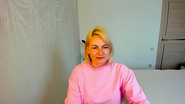 Alicee Gracee online show from 04-28-26, 08:41