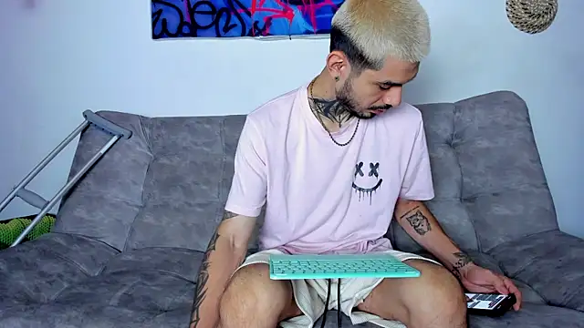 Anthony-Martin online show from 07-06-26, 04:20