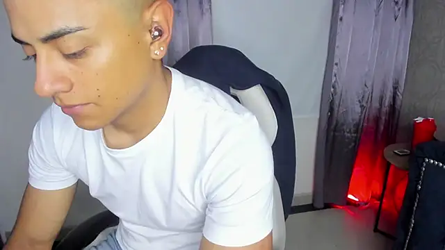 Lucii fer  online show from 01-14-26, 11:36