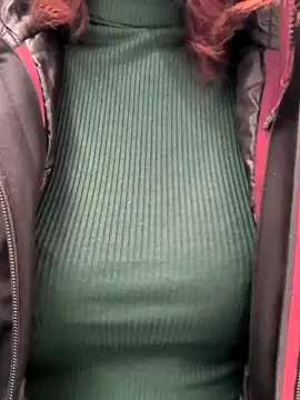 Snapshot of beaverwoman chatting on 02-15-25, 09:38 beaverwoman online show from 02-15-25, 09:38