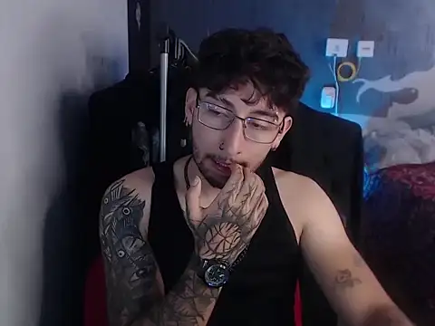 Dereck Dickson online show from 10-22-25, 05:12