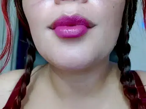 Snapshot of miss_evoleth2 chatting on 03-23-25, 12:15 miss evoleth2 online show from 03-23-25, 12:15