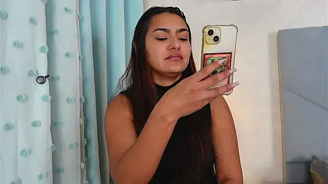 Snapshot of AshiaEkta1 chatting on 01-18-26, 11:41 AshiaEkta1 online show from 01-18-26, 11:41