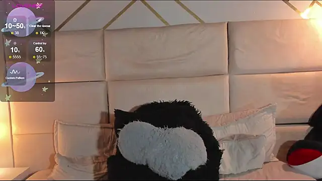 Nathaliajonees online show from 10-08-25, 12:28