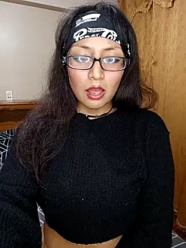 Lucy Chery online show from 10-11-25, 12:33