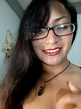 Lucy Chery online show from 03-05-26, 12:29