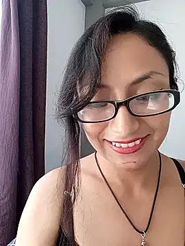 Lucy Chery online show from 04-30-26, 06:04