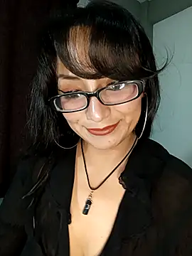 Snapshot of Lucy_Chery chatting on 07-02-26, 10:38 Lucy Chery online show from 07-02-26, 10:38