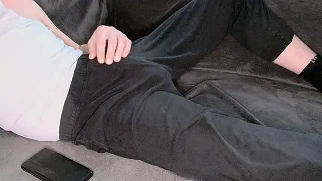 stivi0105 online show from 11-17-25, 11:58