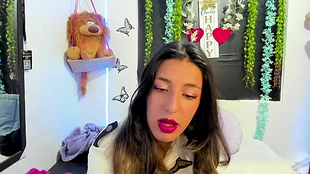 Snapshot of queen-natty chatting on 02-20-26, 02:30 queen-natty online show from 02-20-26, 02:30