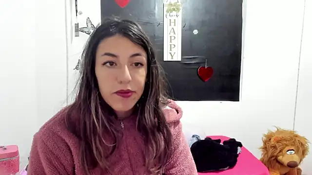 Snapshot of queen-natty chatting on 03-14-25, 01:35 queen-natty online show from 03-14-25, 01:35