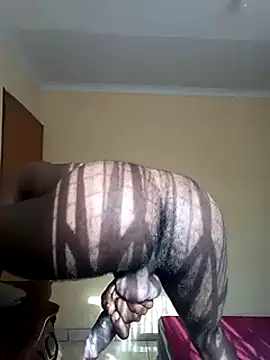 Snapshot of FuckMeNice24 chatting on 02-23-25, 06:17 FuckMeNice24 online show from 02-23-25, 06:17