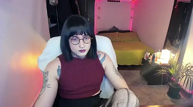 ShiiraVelkor online show from 03-01-25, 01:07