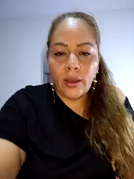 SluttyMilf79 online show from 03-09-26, 05:33