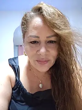 SluttyMilf79 online show from 06-05-26, 06:18