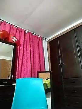 SluttyMilf79 online show from 03-10-25, 10:39