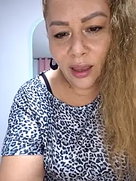 SluttyMilf79 online show from 04-19-26, 05:41