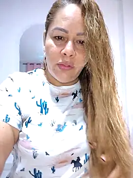 SluttyMilf79 online show from 03-28-26, 08:04