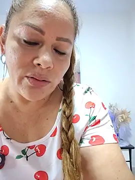 SluttyMilf79 online show from 06-20-26, 07:35