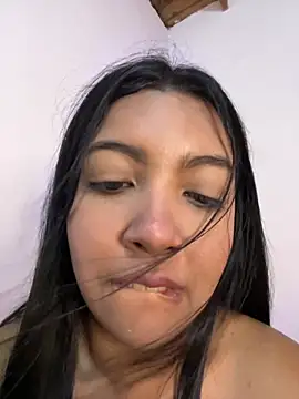 nicole fisherr online show from 05-11-26, 12:34