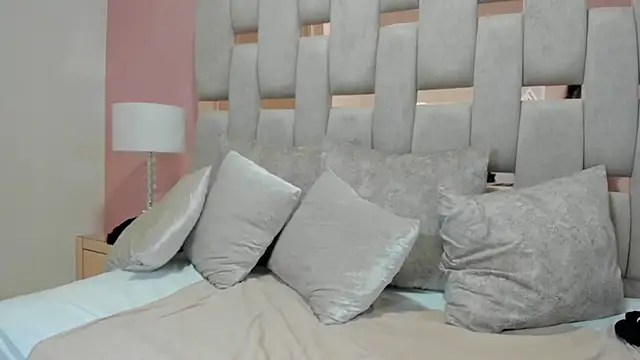 Snapshot of nicole_fisherr chatting on 02-13-26, 04:45 nicole fisherr online show from 02-13-26, 04:45