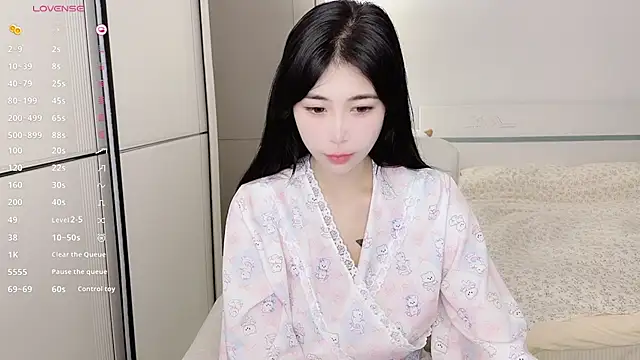 White-Star online show from 03-17-25, 12:04