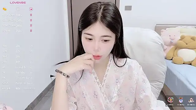 White-Star online show from 09-22-25, 05:24