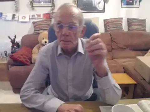 Ferret7777 online show from 12-18-25, 08:56