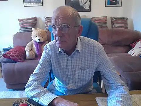 Ferret7777 online show from 10-15-25, 12:46