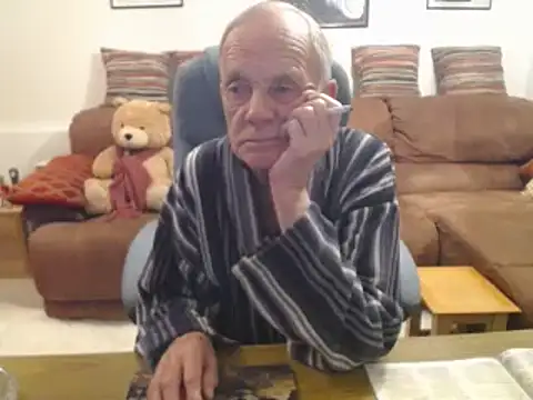 Ferret7777 online show from 04-23-26, 12:28