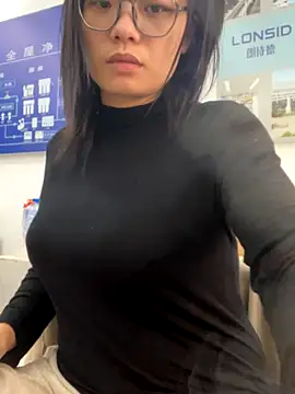 Bella0815 online show from 11-14-25, 08:07