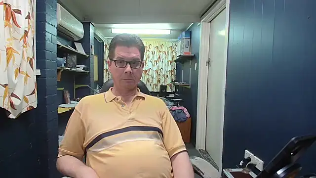 tilobinder online show from 10-26-25, 02:06