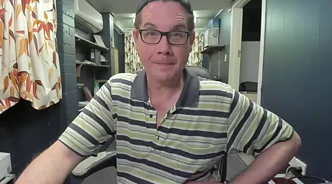 Snapshot of tilobinder chatting on 01-24-25, 02:51 tilobinder online show from 01-24-25, 02:51