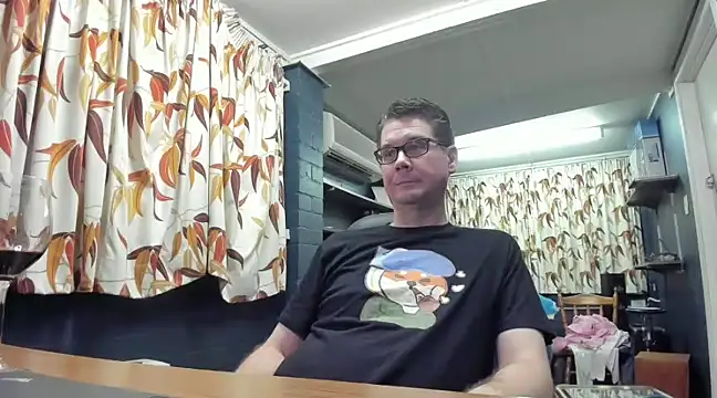 Snapshot of tilobinder chatting on 01-26-25, 12:43 tilobinder online show from 01-26-25, 12:43