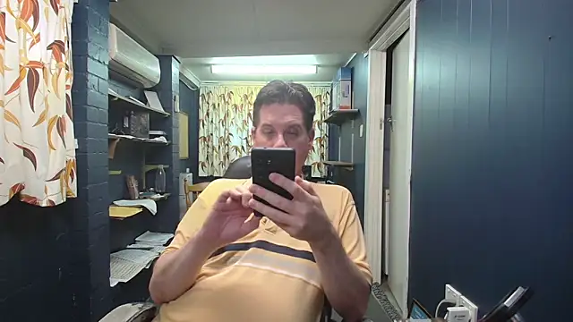 Snapshot of tilobinder chatting on 03-01-26, 03:34 tilobinder online show from 03-01-26, 03:34