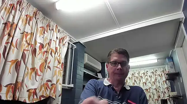 Snapshot of tilobinder chatting on 03-10-25, 12:49 tilobinder online show from 03-10-25, 12:49