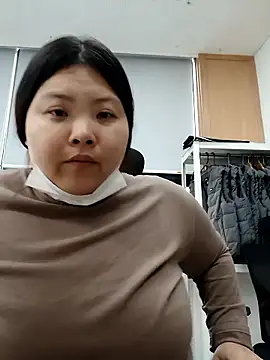 hello098712 online show from 09-29-25, 03:24