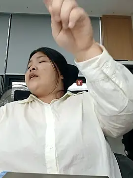 hello098712 online show from 09-24-25, 03:24