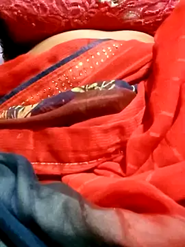 Snapshot of Hot_Falguni chatting on 03-16-25, 02:44 Hot Falguni online show from 03-16-25, 02:44