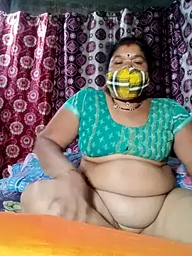 Snapshot of Hot_Falguni chatting on 02-17-25, 04:28 Hot Falguni online show from 02-17-25, 04:28