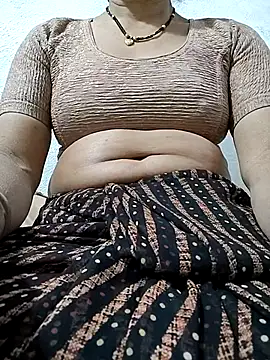 Snapshot of Hot_Falguni chatting on 10-21-25, 07:52 Hot Falguni online show from 10-21-25, 07:52