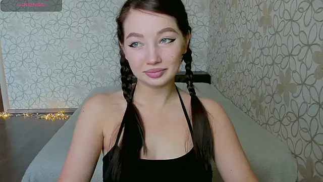 Lissa Cristal online show from 05-26-26, 10:13