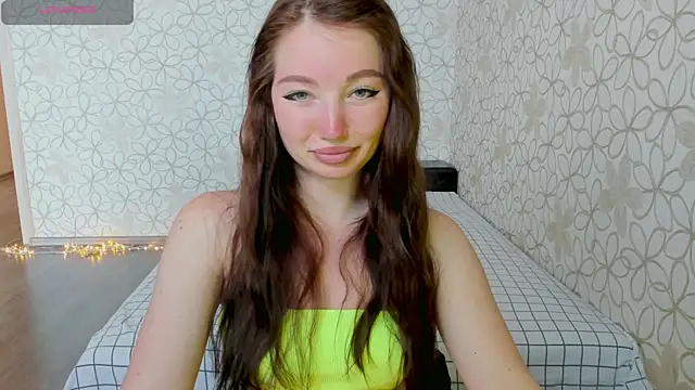 Lissa Cristal online show from 06-12-26, 08:56