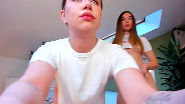 Snapshot of monica_x__ chatting on 11-17-25, 10:52 monica x online show from 11-17-25, 10:52