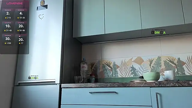 Snapshot of Your_dream_Alice chatting on 02-27-25, 06:35 Your dream Alice online show from 02-27-25, 06:35