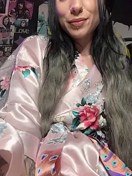 MissMidnightUK online show from 03-08-26, 02:04