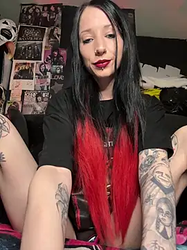 MissMidnightUK online show from 05-12-26, 11:44